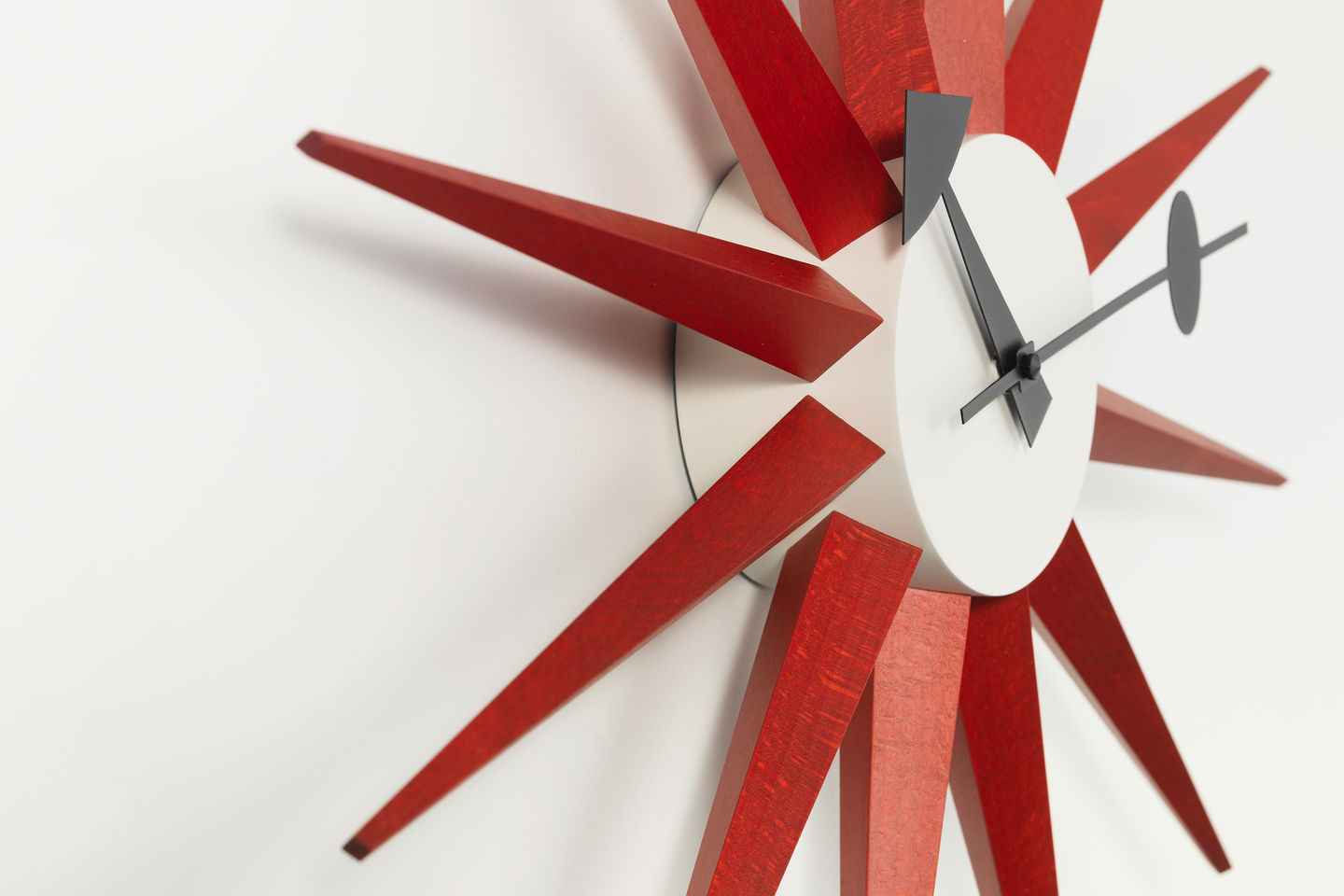 Nelson Sunburst Clock Red Clocks Vitra 