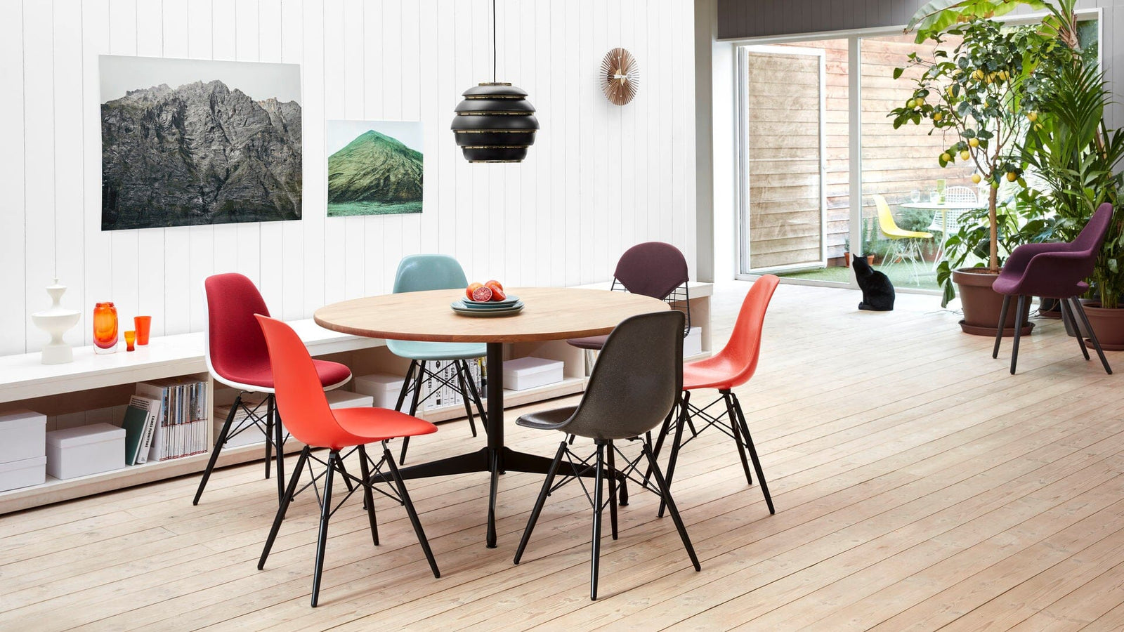 Organic Chair Side/Dining Vitra 
