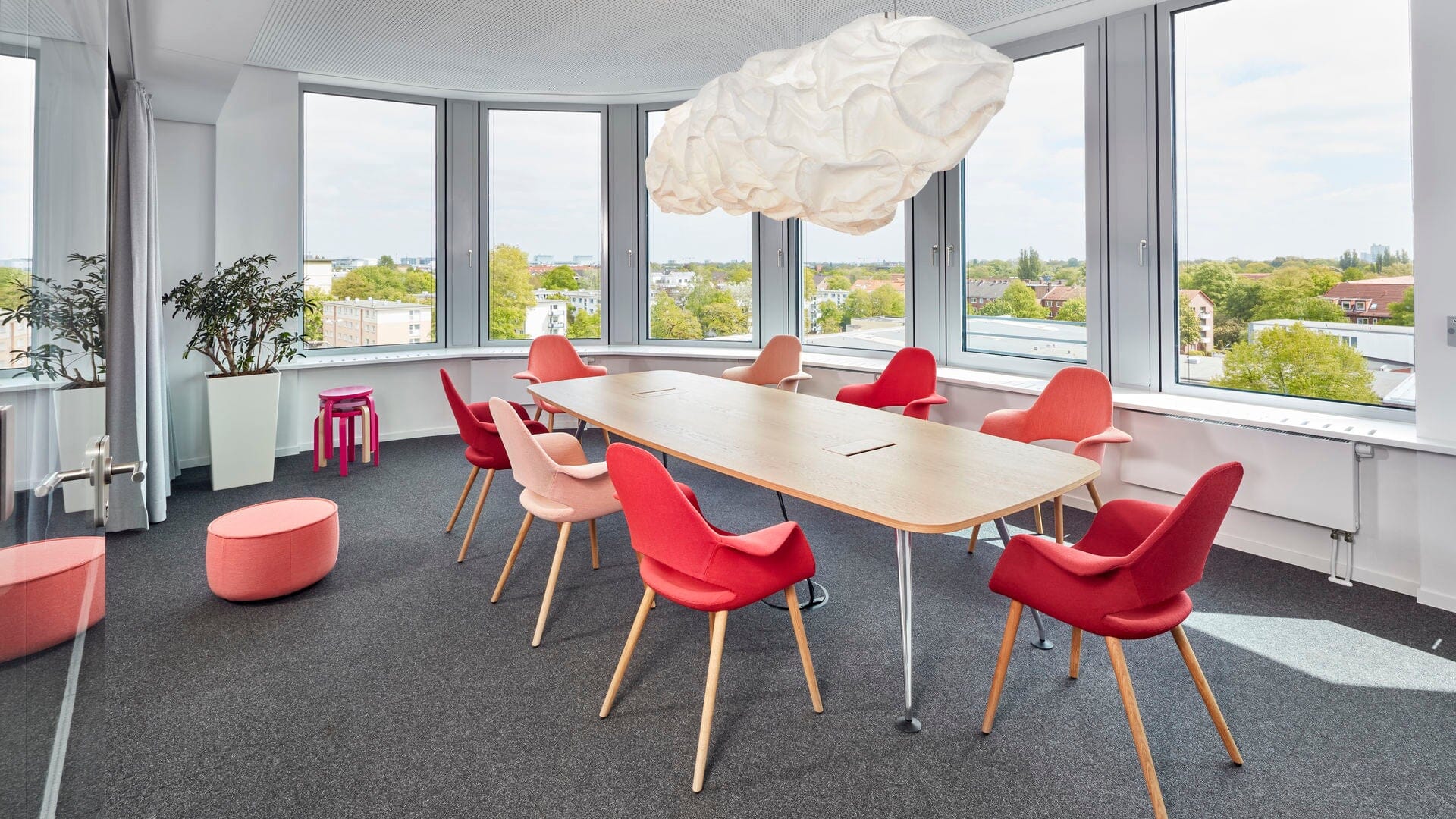 Organic Conference Chair Side/Dining Vitra 