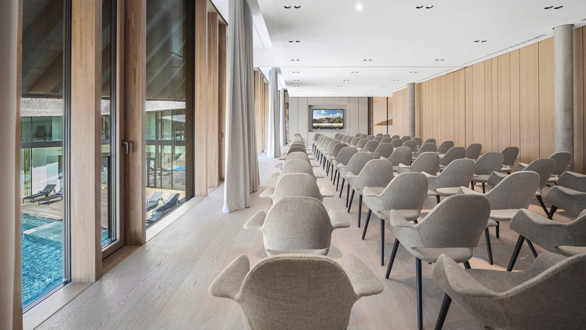 Organic Conference Chair Side/Dining Vitra 