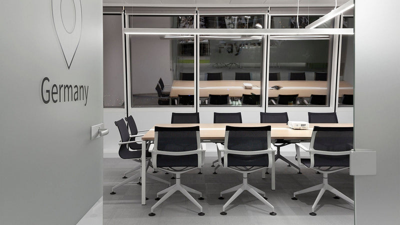 Physix Conference Chair task chair Vitra 