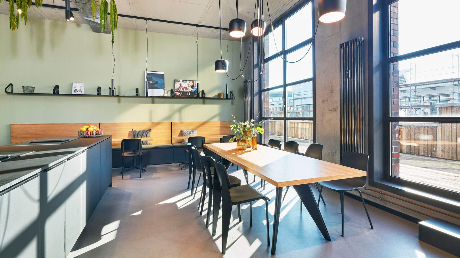 Prouvé Standard Chair Side/Dining Vitra 