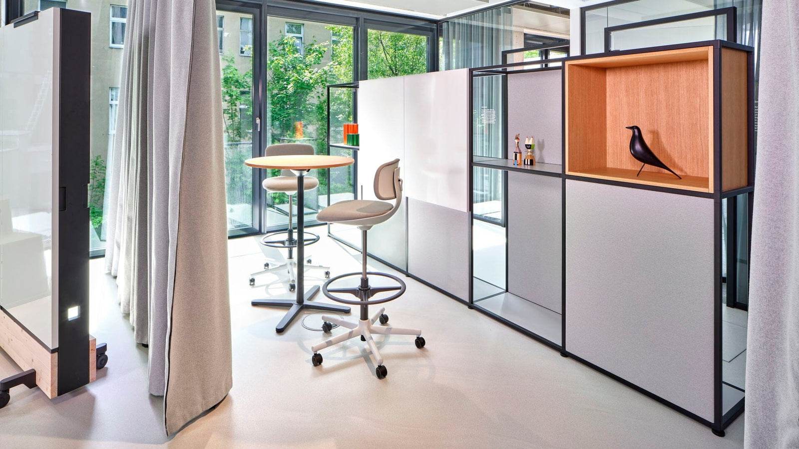 Rookie High Task Chair task chair Vitra 