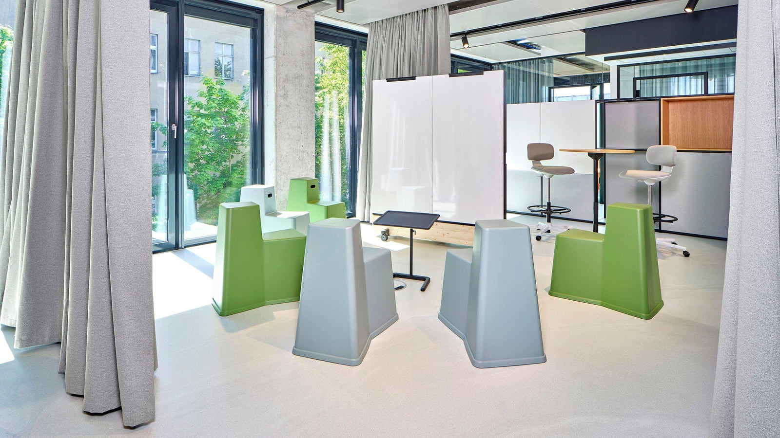 Rookie High Task Chair task chair Vitra 