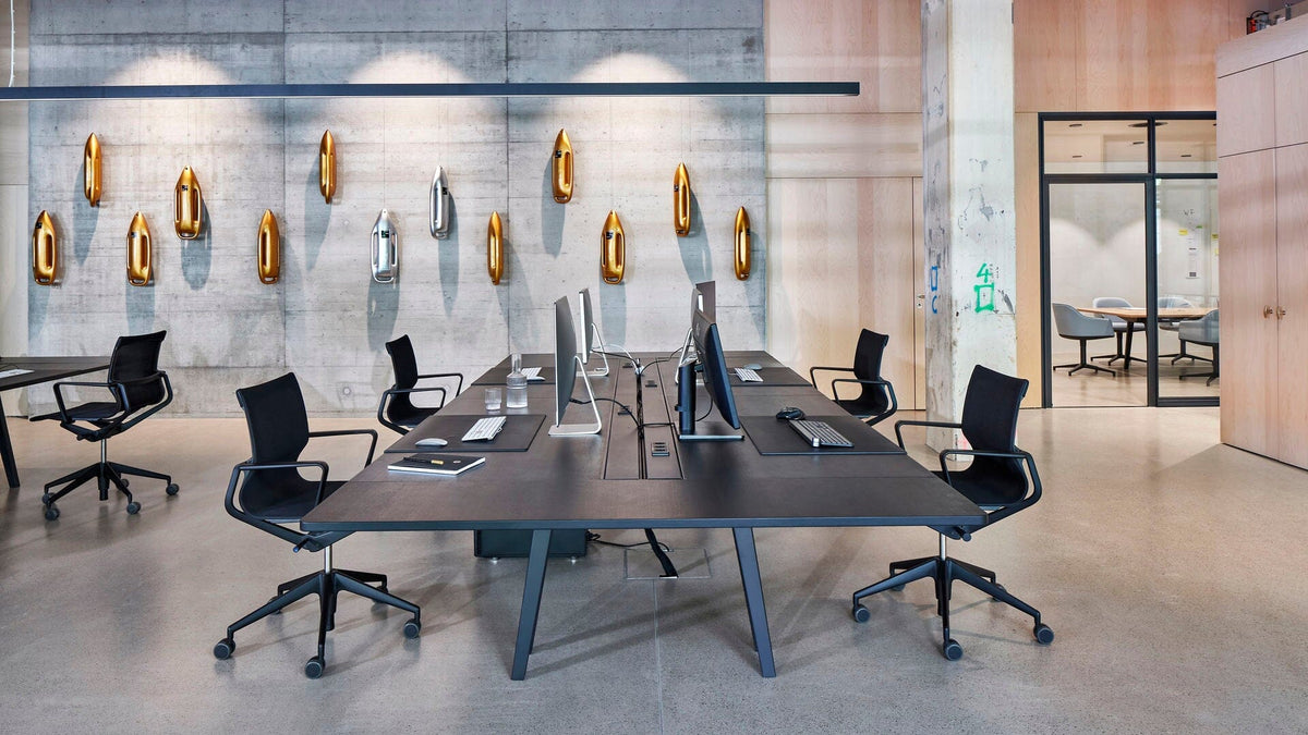 Softshell Chair With Four Star Base Side/Dining Vitra 