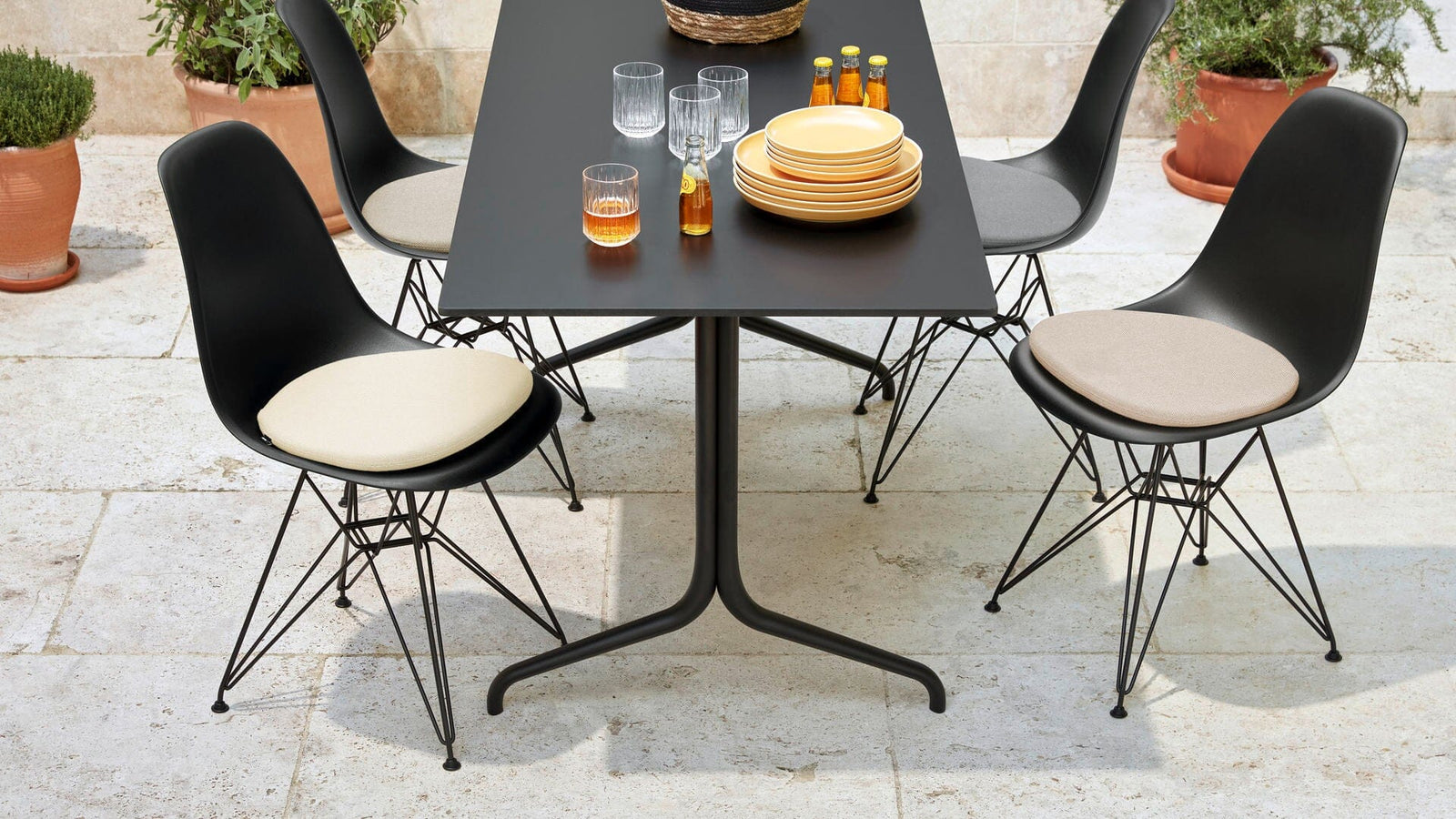 Belleville Rectangular Table Dining Tables Vitra 