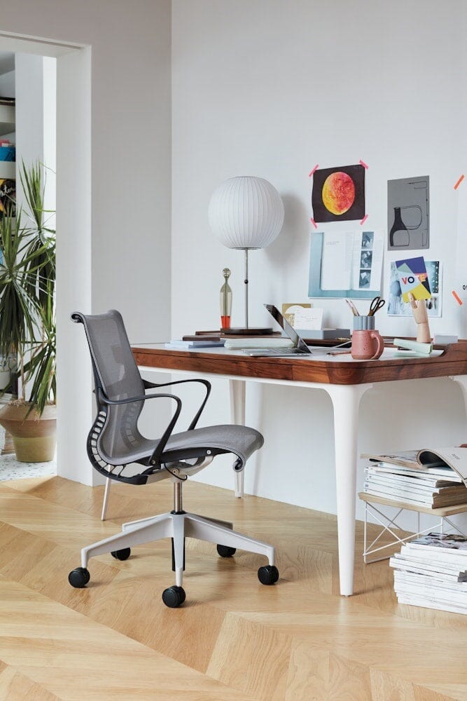 Airia Desk Desk's herman miller 