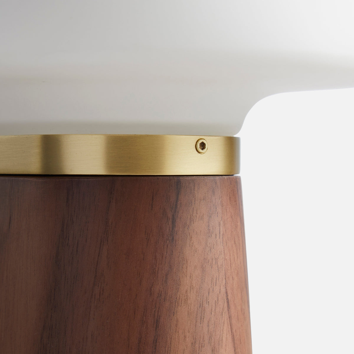 Nova Table Lamp