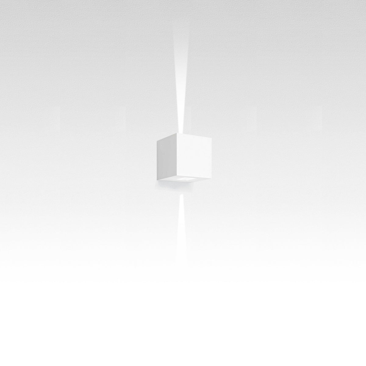 Effetto Square Outdoor Wall Light Outdoor Lighting Artemide 2 Narrow Beams White 