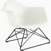 Eames Molded Plastic Low Wire Base Armchair lounge chair herman miller Black White 
