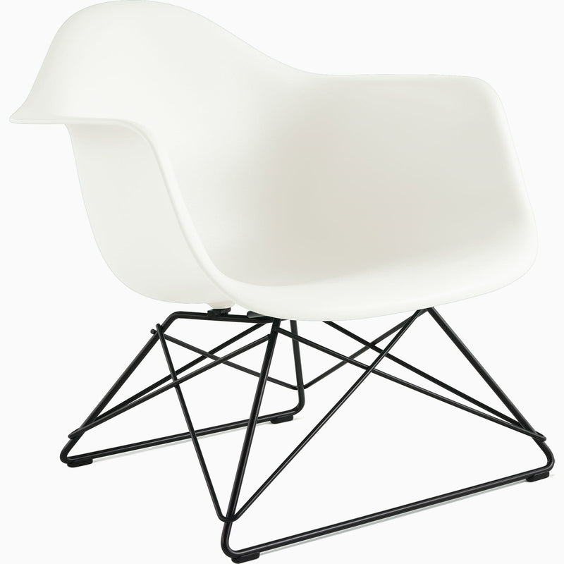 Eames Molded Plastic Low Wire Base Armchair lounge chair herman miller Black White 