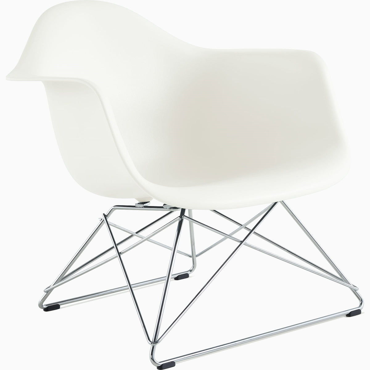 Eames Molded Plastic Low Wire Base Armchair lounge chair herman miller Trivalent Chrome White 
