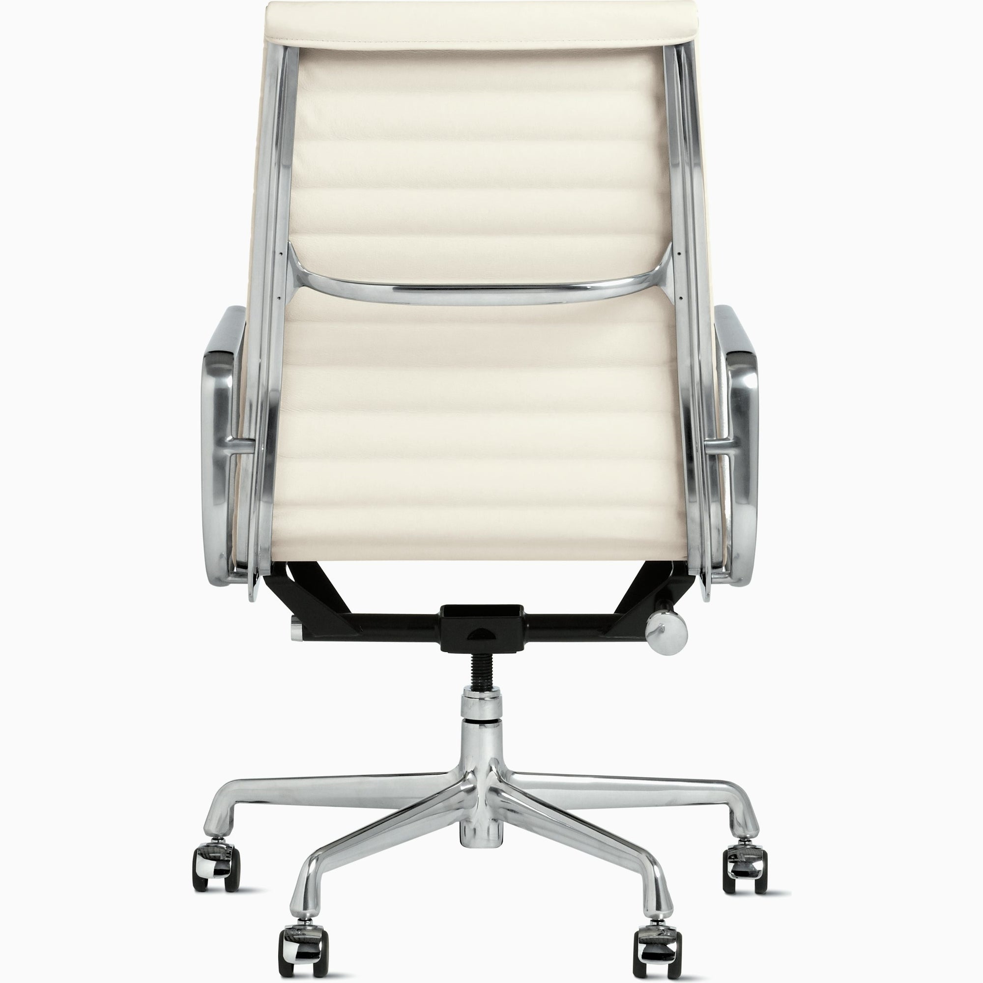 Eames Aluminum Group Executive Chair