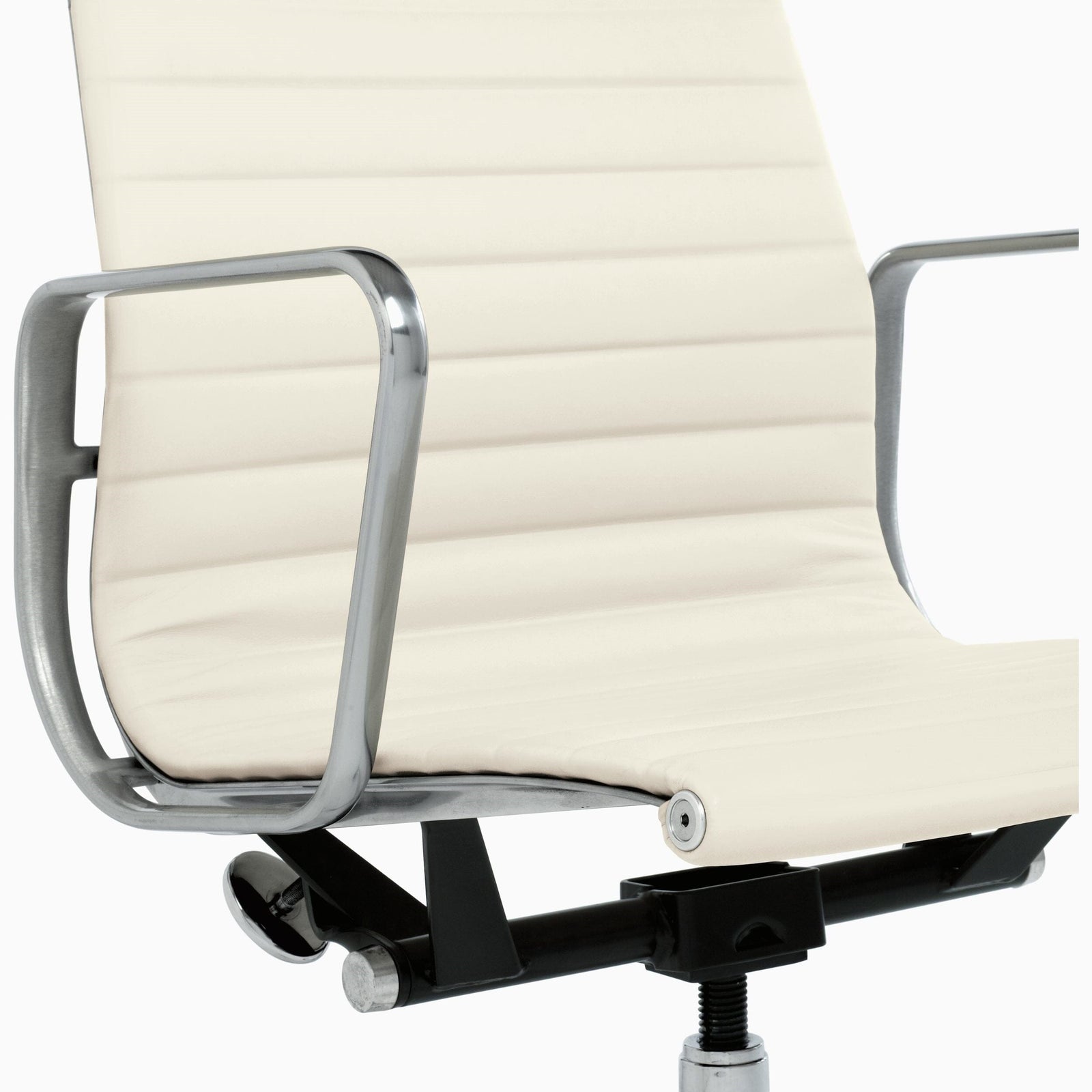 Eames Aluminum Group Executive Chair task chair herman miller 
