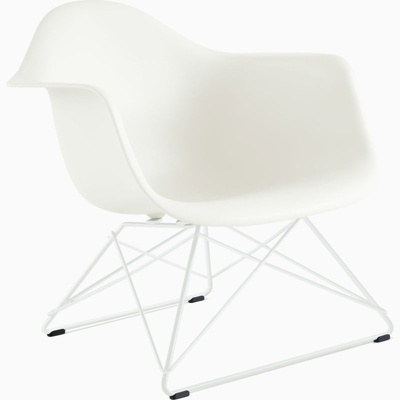 Eames Molded Plastic Low Wire Base Armchair lounge chair herman miller White White 