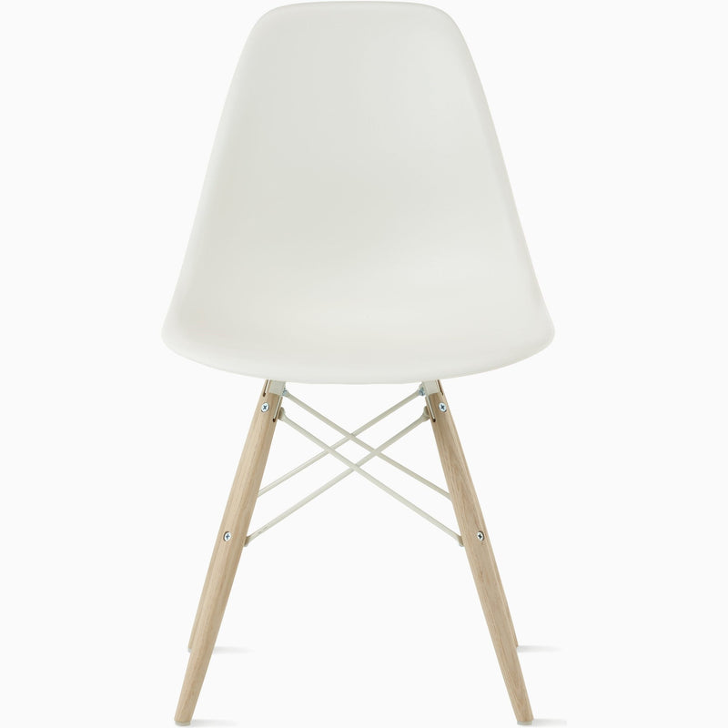 Eames Molded Plastic Side Chair with Wood Dowel Base Side/Dining herman miller 