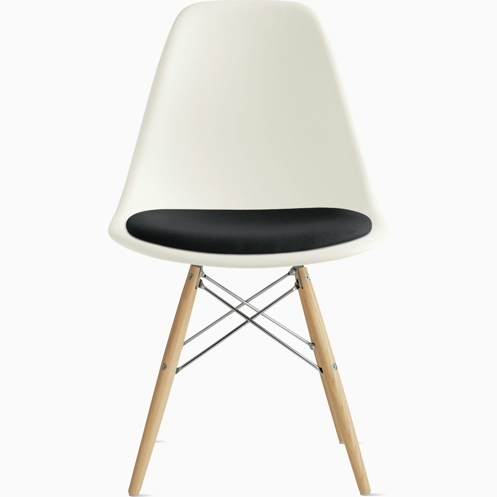 Eames Molded Dowel Base Side Chair with Seat Pad Side/Dining herman miller 