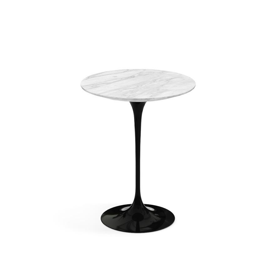 Saarinen Side Table - 16" Round side/end table Knoll Black Carrara marble, Satin finish 