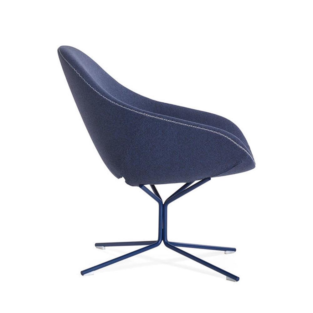 Beso Lounge Chair With Star Base Chairs Artifort 