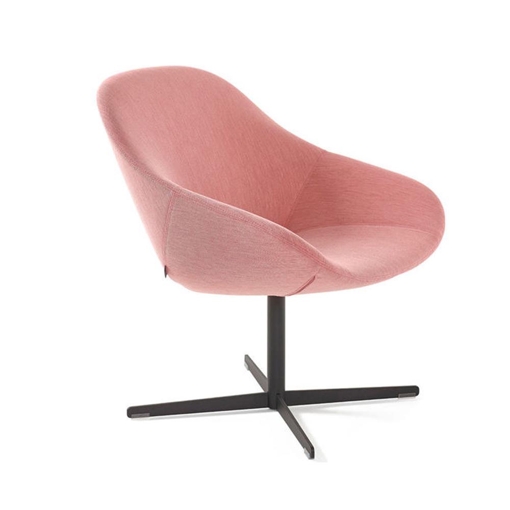 Beso Lounge Chair With Swivel Base Chairs Artifort 