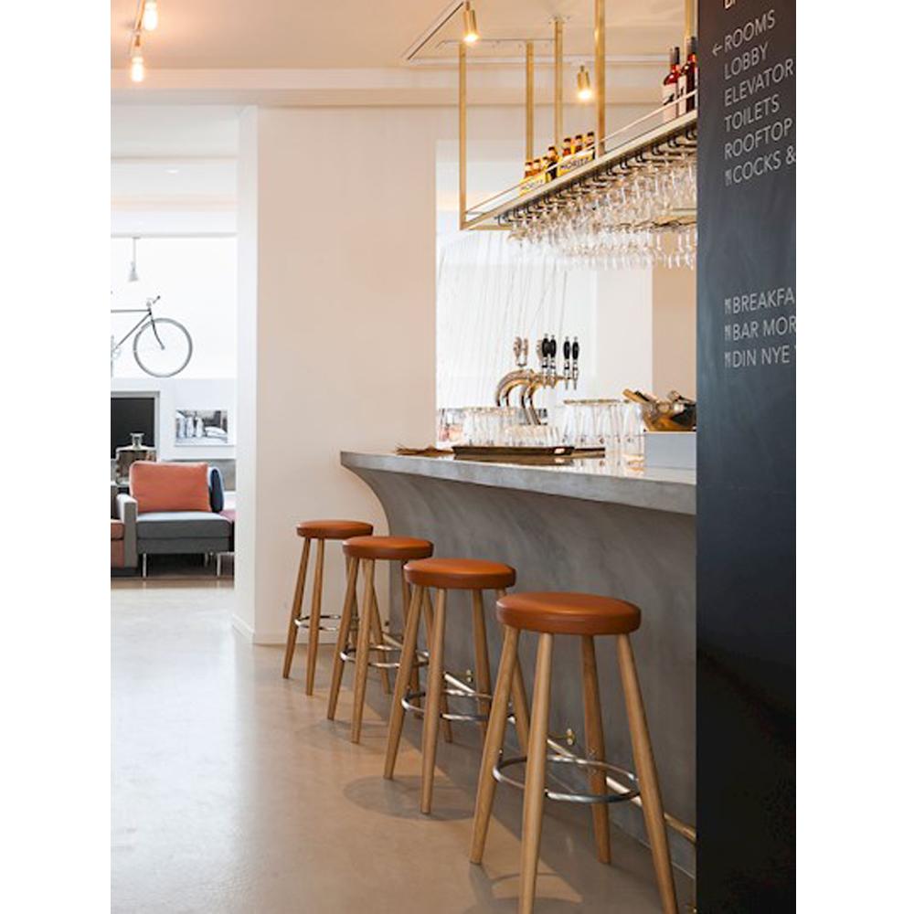Ch56/58 Stool bar seating Carl Hansen 