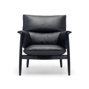 E015 Embrace Lounge Chair lounge chair Carl Hansen 