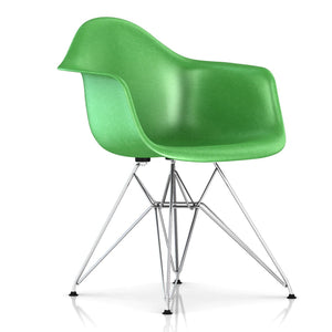 Eames Molded Fiberglass Wire Base Armchair Side/Dining herman miller Trivalent Chrome Base Frame Finish +$50.00 Green Seat and Back Standard Glide