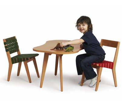 Kids Risom Amoeba Table kids Knoll 