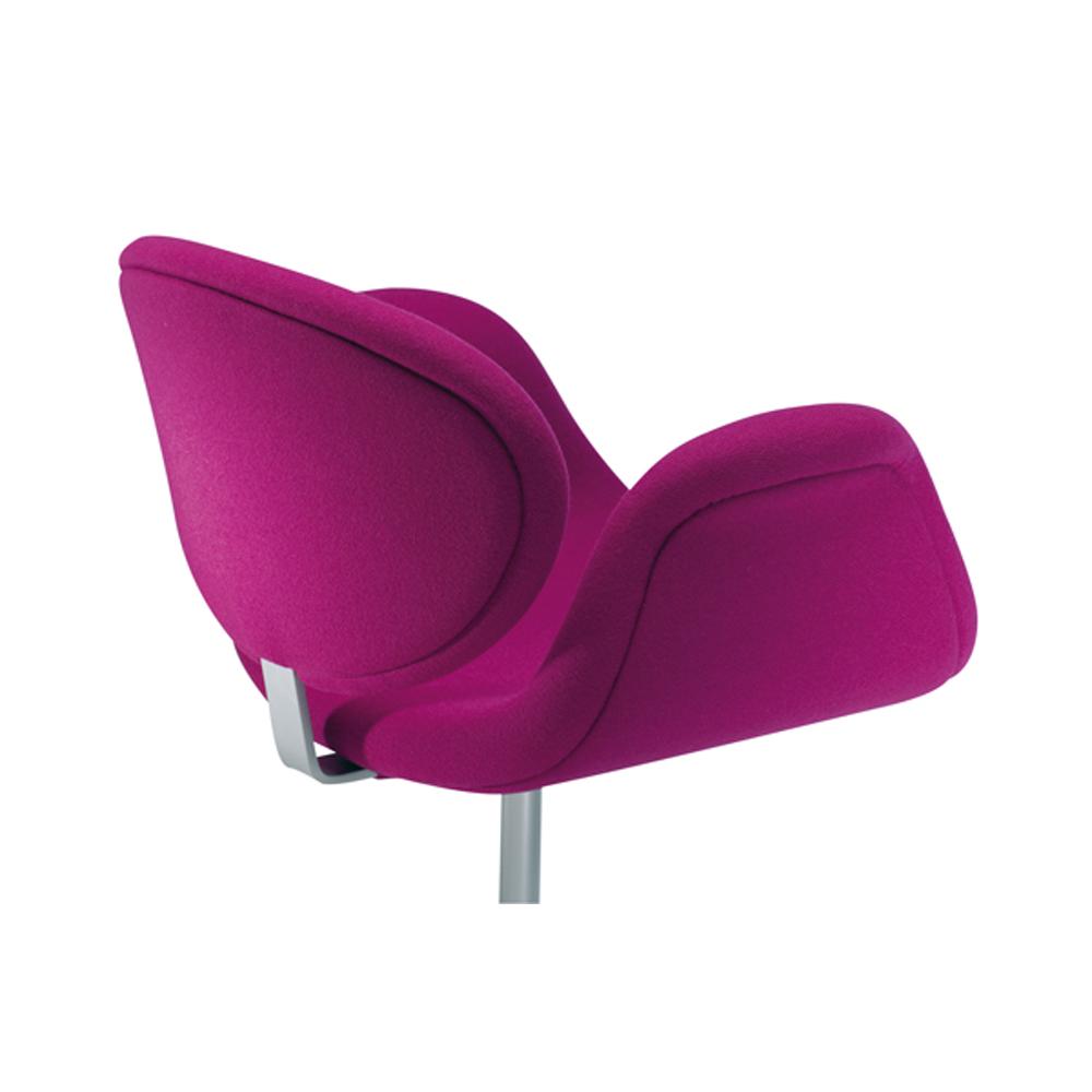 Little Tulip Chair With Disc Base Side/Dining Artifort 
