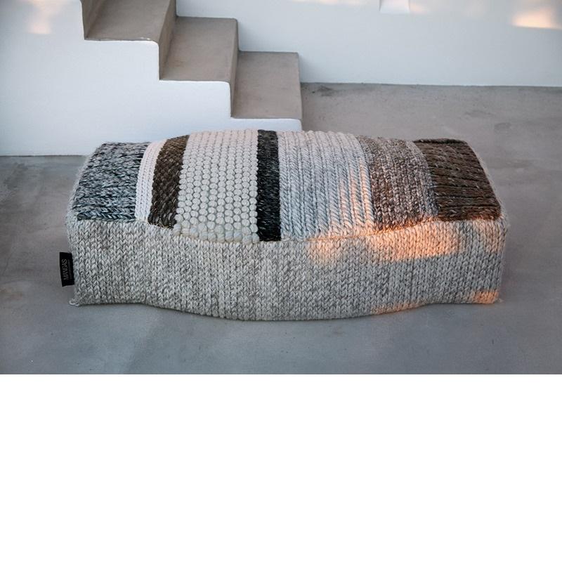 Mangas Original Campana Pouf Ottoman Gan 