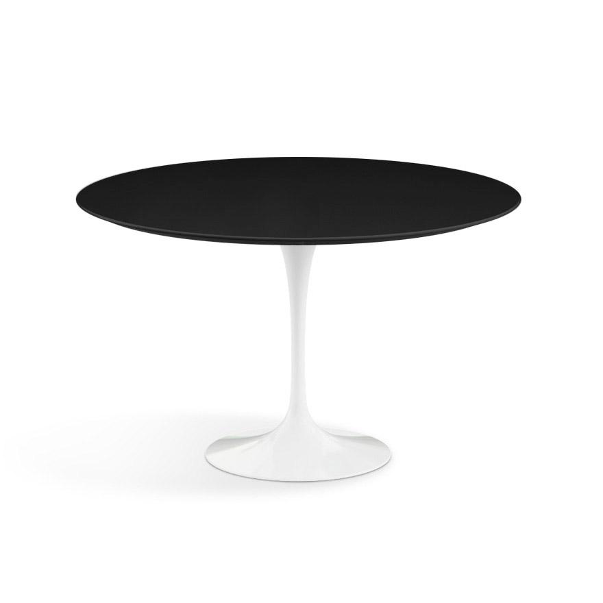 Saarinen 47&quot; Round Dining Table Dining Tables Knoll Black laminate, Satin finish
