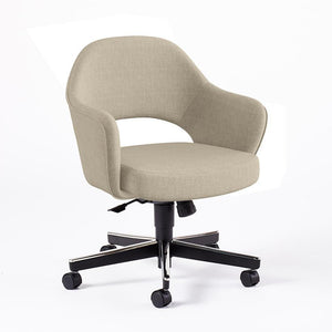 Saarinen Executive Arm Chair with Swivel Base task chair Knoll Hard Classic Boucle - Neutral 