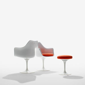 Saarinen Tulip Armchair lounge chair Knoll 