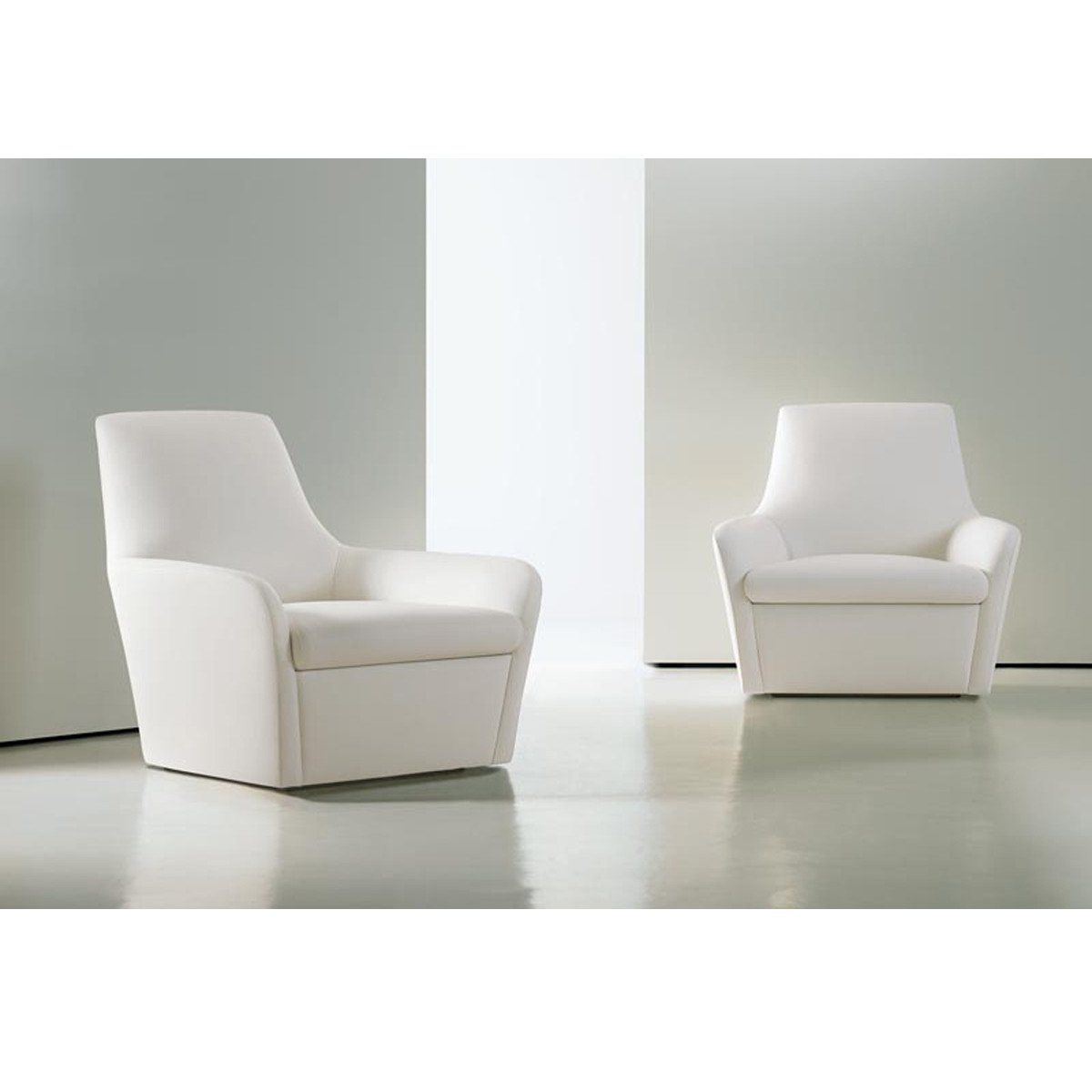 Amri Lounge Chair lounge chair Bernhardt Design 