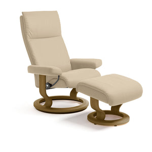 Aura Chair and Ottoman With Classic Base Office Chair Stressless 