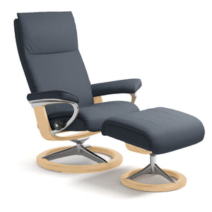 Aura Chair and Ottoman With Signature Base Office Chair Stressless 