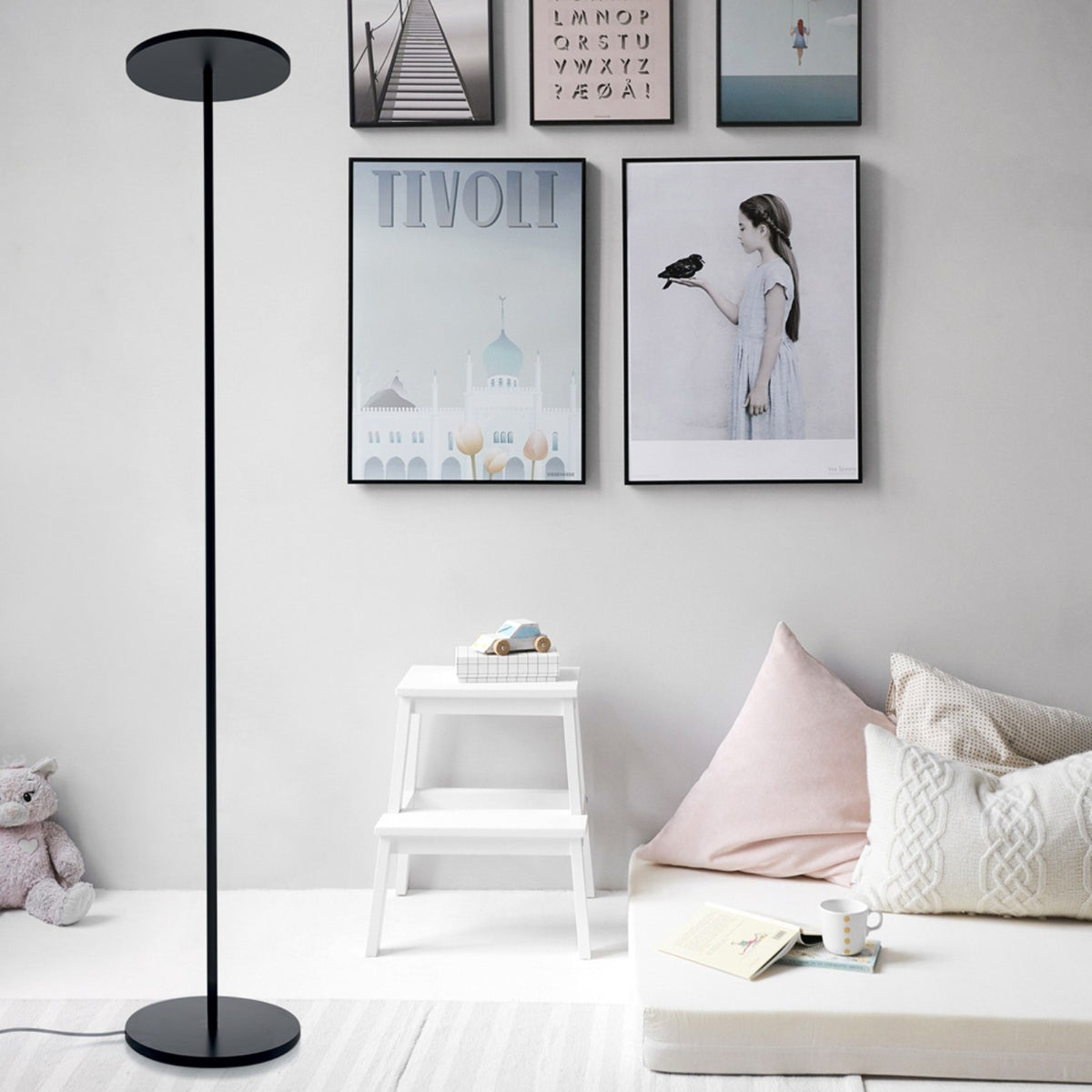 Athena Floor Lamp Floor Lamps Artemide 