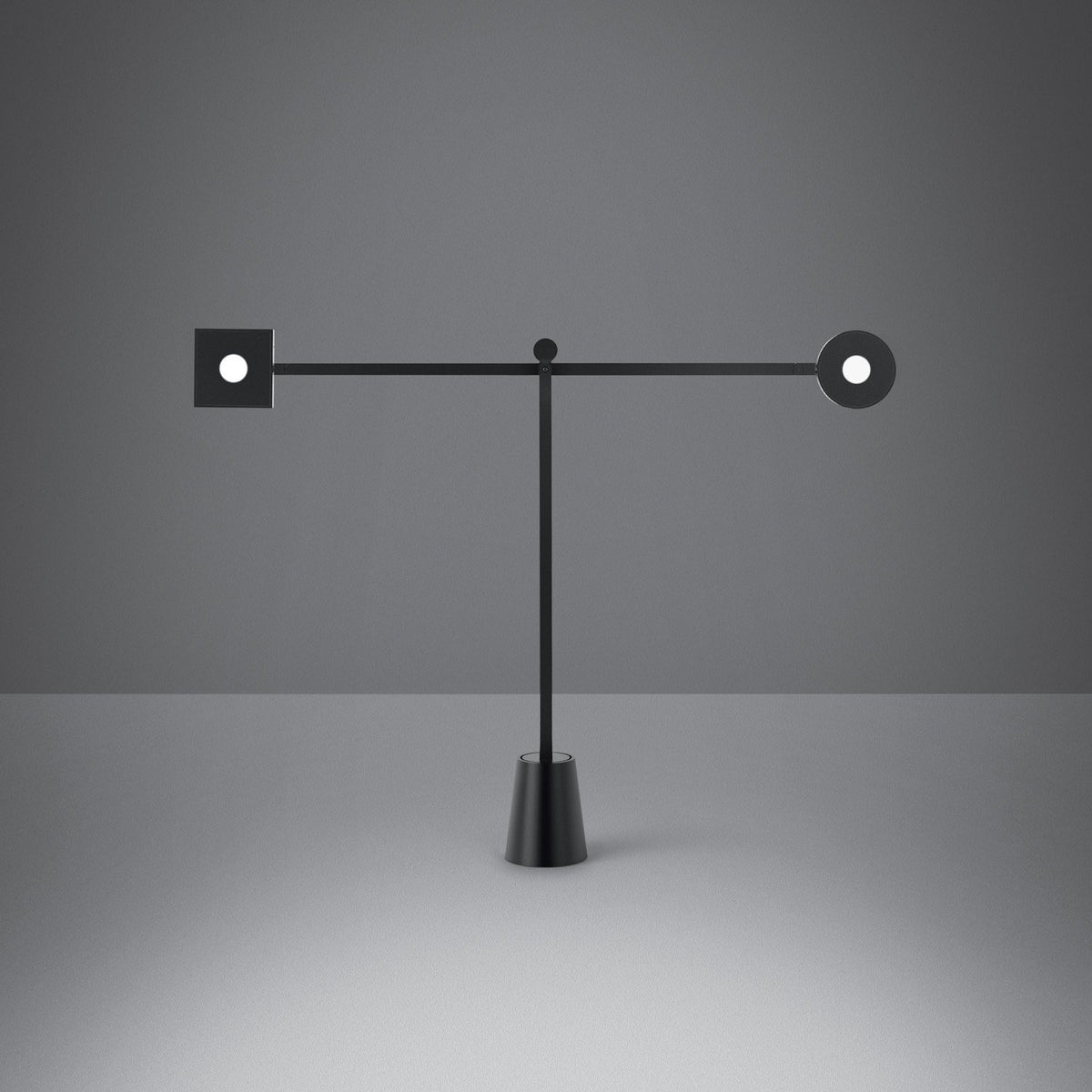 Equilibrist LED Table Lamp Table Lamps Artemide 