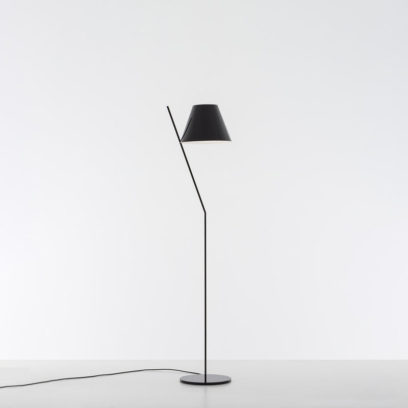 La Petite Floor Lamp Floor Lamps Artemide Polished Black 