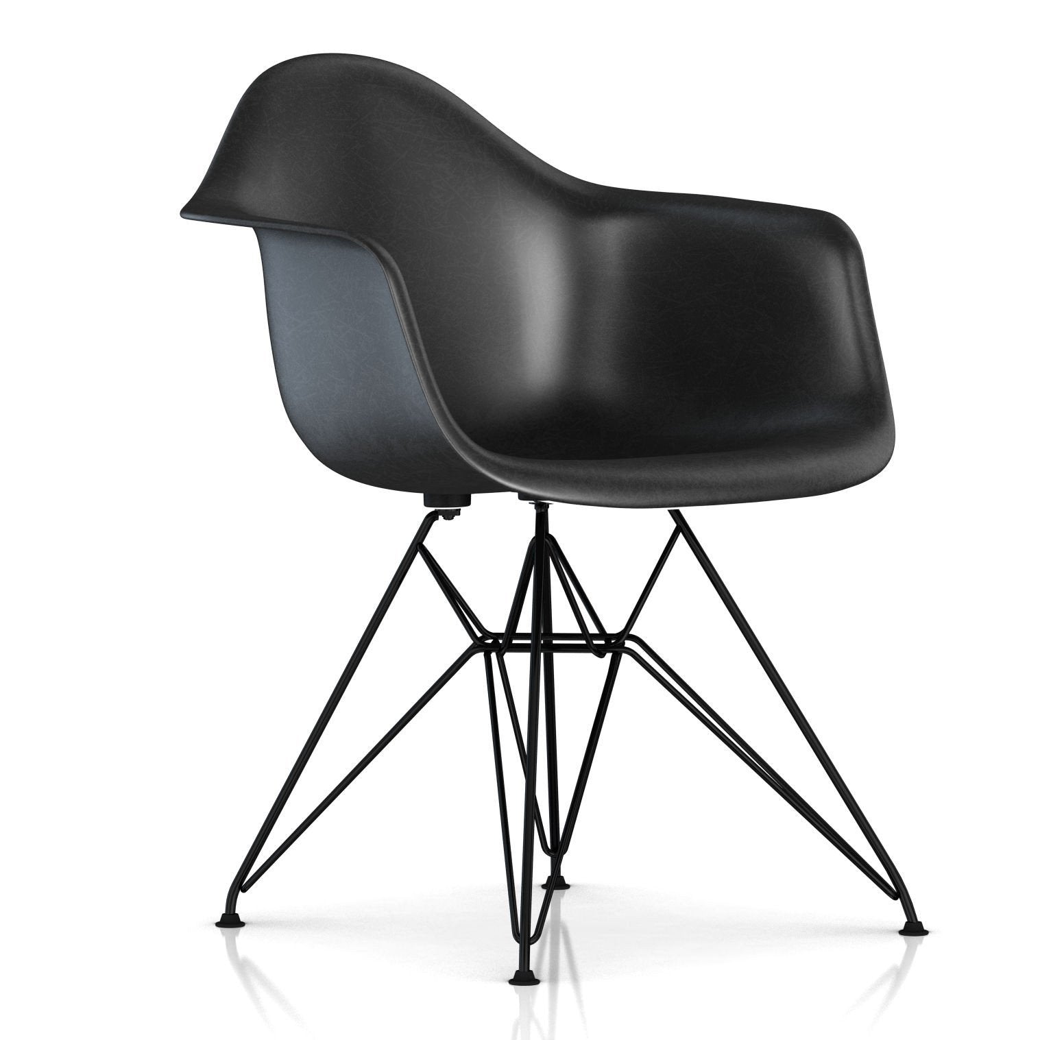 Eames Molded Fiberglass Wire Base Armchair Side/Dining herman miller Black Base Frame Finish Black Seat and Back Standard Glide