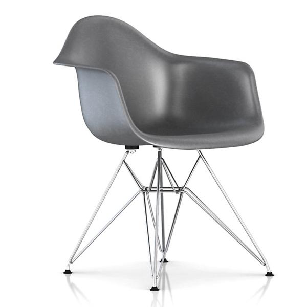 Eames Molded Fiberglass Wire Base Armchair Side/Dining herman miller Trivalent Chrome Base Frame Finish +$50.00 Elephant Hide Grey Seat and Back Standard Glide