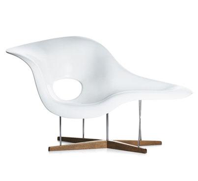 Eames La Chaise Chair by Vitra lounge chair Vitra 