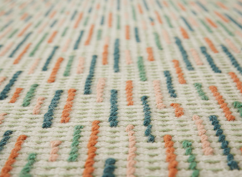 Backstitch Busy Rug Rug Gan 