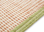 Backstitch Busy Rug Rug Gan 