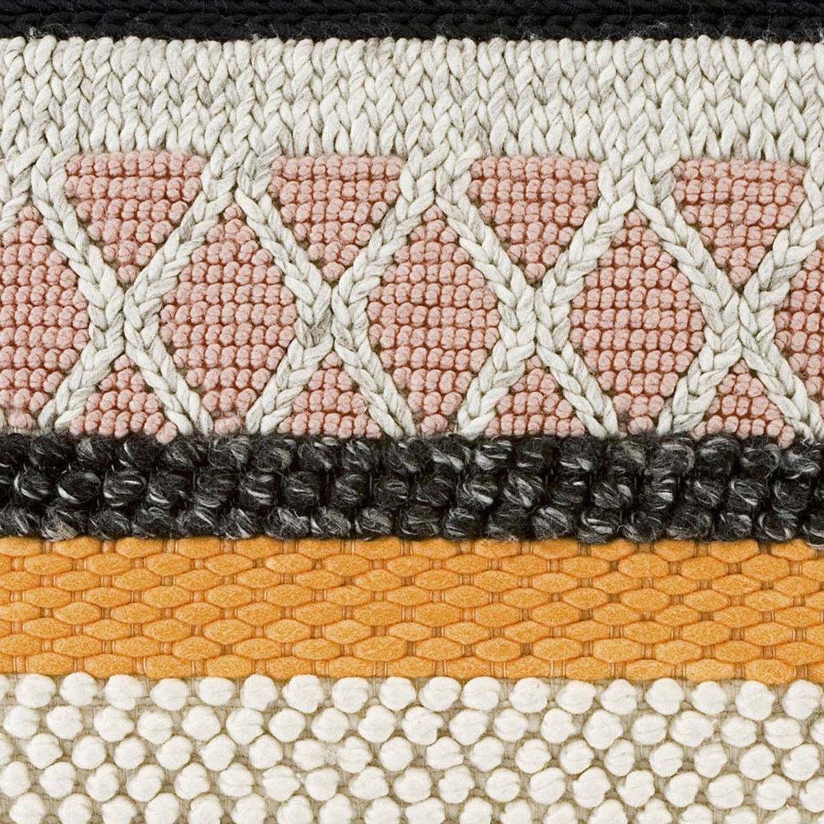 Mangas Original Caramelo Pouf Ottoman Gan 