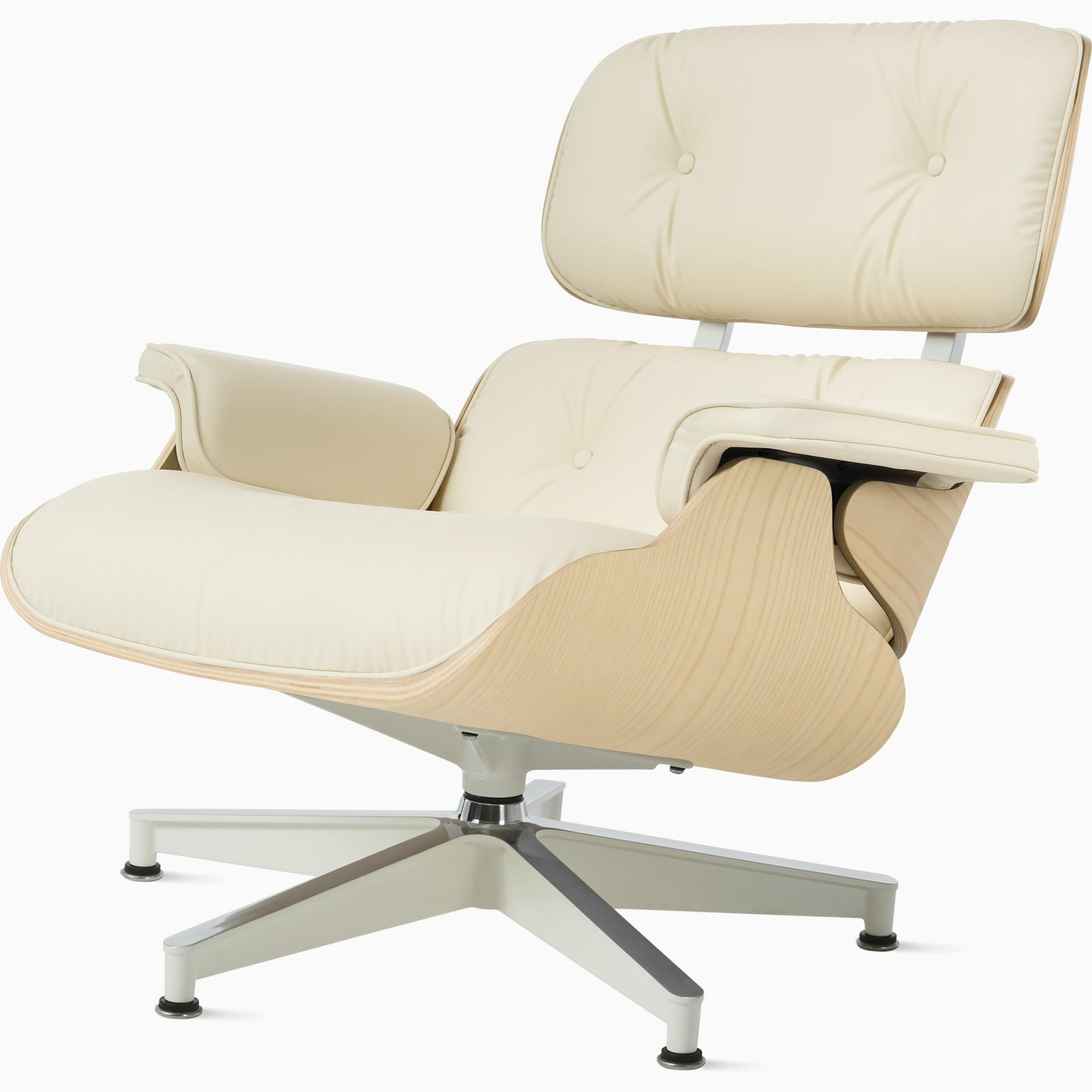 Eames Lounge Chair in White Ash lounge chair herman miller 