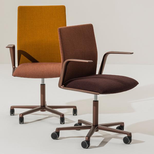 Kinesit Met Low Back Task Chair With 5 way Base task chair Arper 