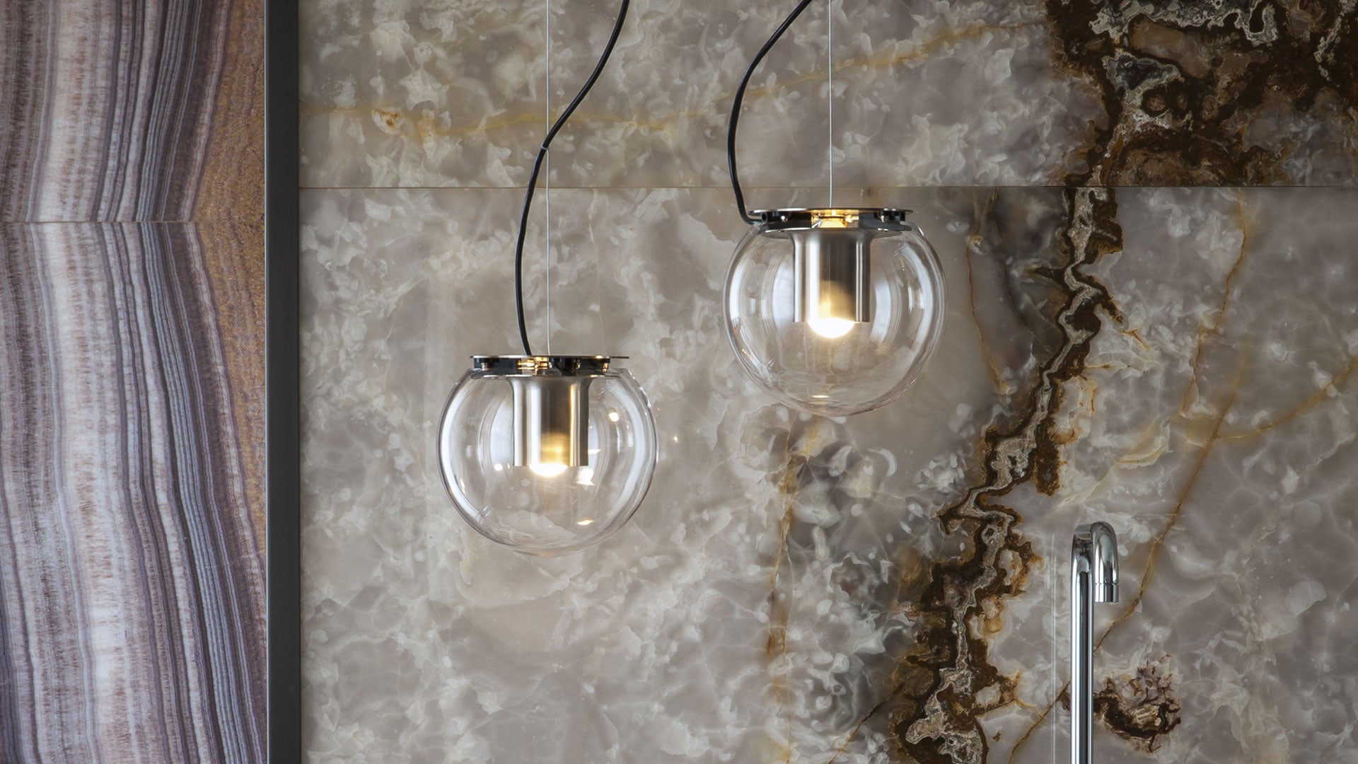 The Globe Pendant Light Pendant Lights Oluce 