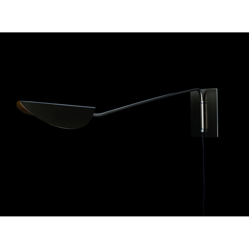 Plume Wall Light 158 wall / ceiling lamps Oluce 