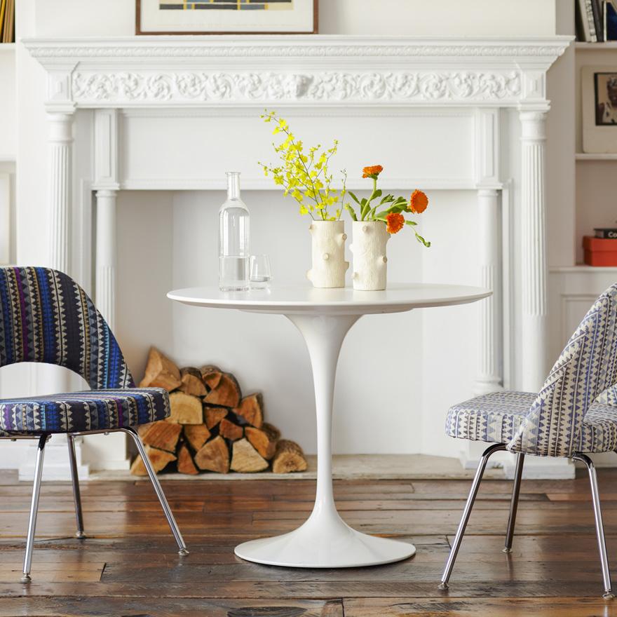 Saarinen 35&quot; Round Dining Table Dining Tables Knoll 